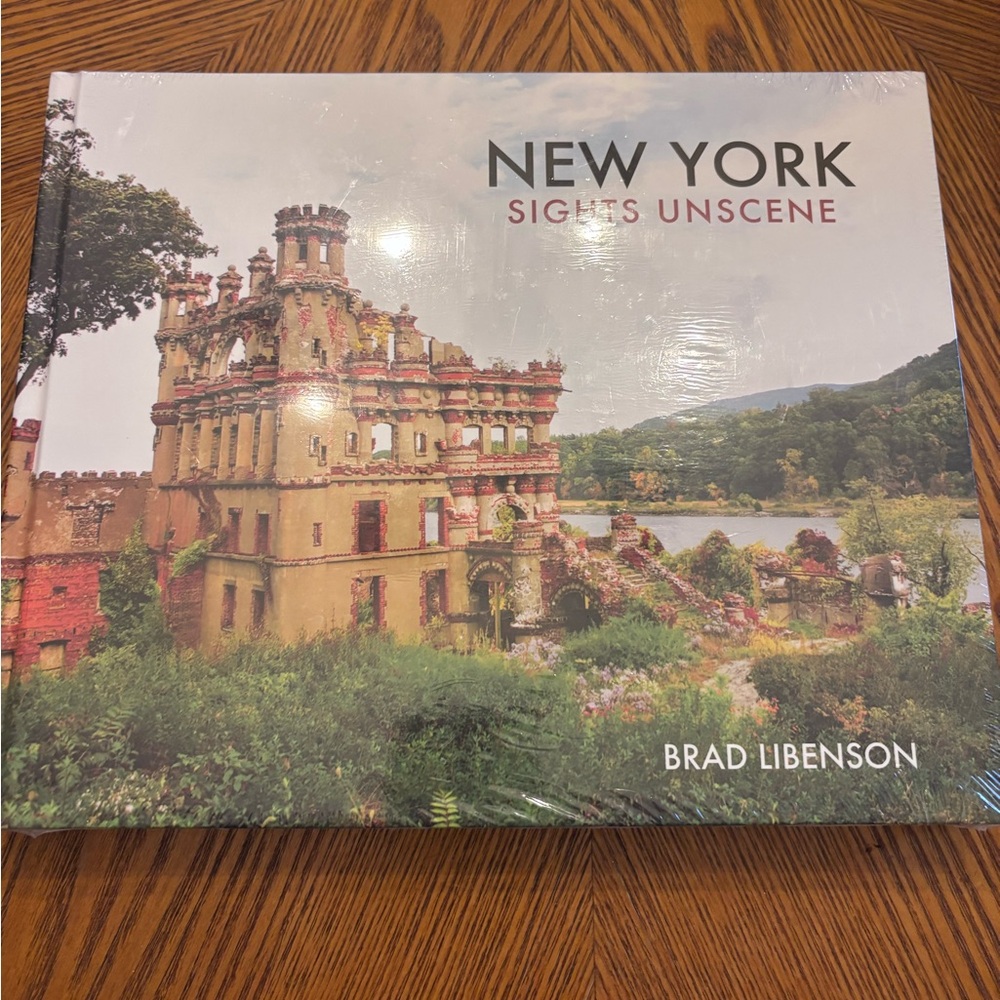 New York Sights Unscene by - Multicolor Coffee Table Book
